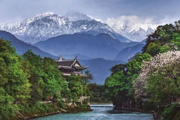 青城山都江堰旅游路線(xiàn)推薦
