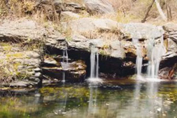 雙龍峽風景區(qū)現在開放了嗎