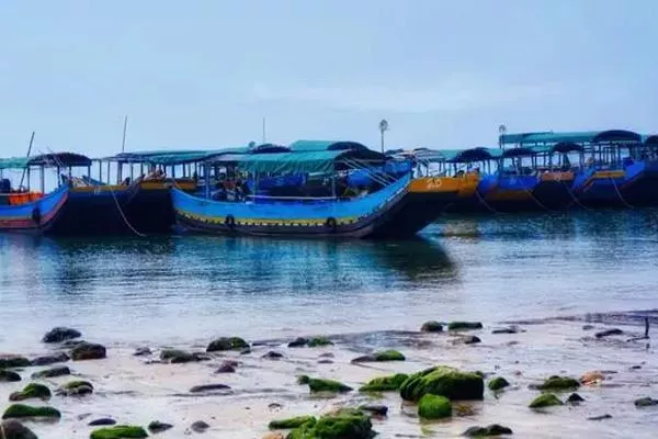 廣西京族三島<a href='http://www.pasaelectricity.com/' target=_blank>旅游攻略</a>